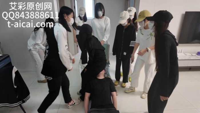 『chnnsct1818』抢凳子坐脸游戏口嚼喂食 YC-251014-3