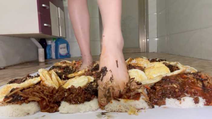 A269 – 妹子嫩玉足踩梅菜扣肉饭 JS251201~6