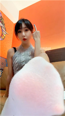 【小菲】白袜红金口水美臀腋下羞辱 251220-28